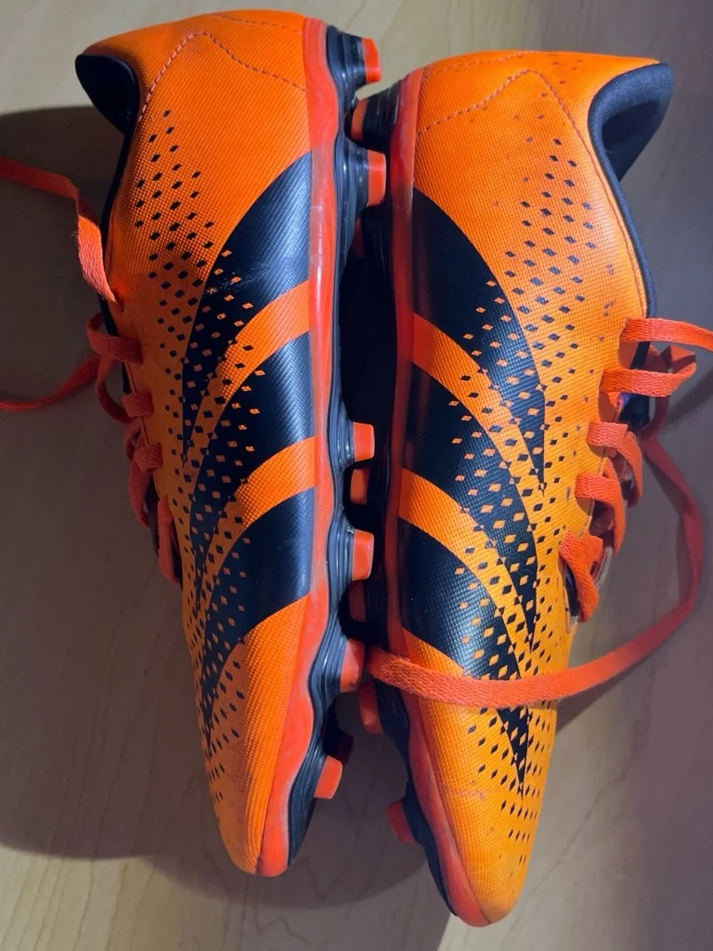 Adidas Predator kids athletic